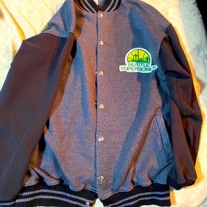 Vintage Super Sonics Button up sweater